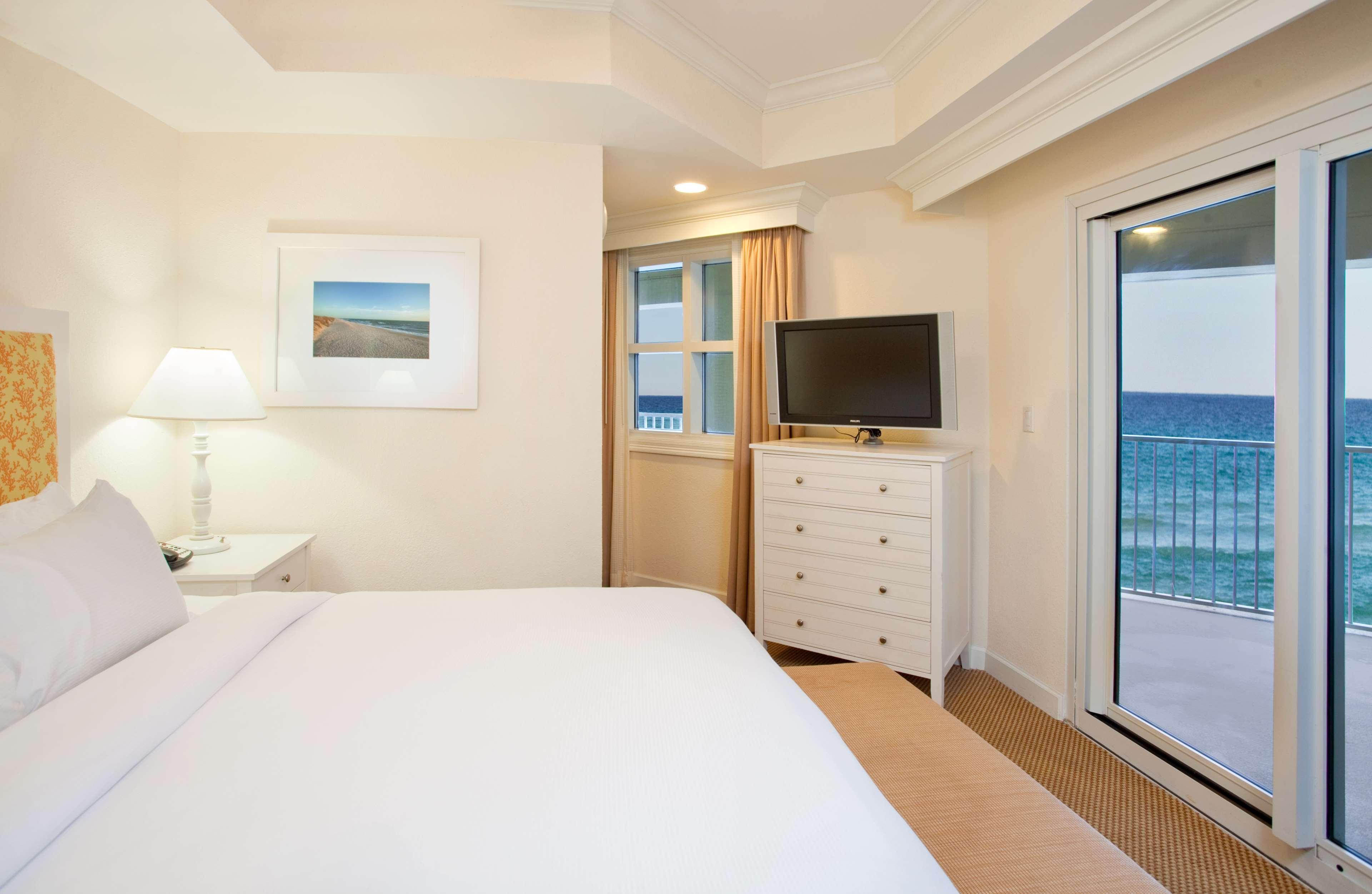 Hilton Pensacola Beach Exterior photo