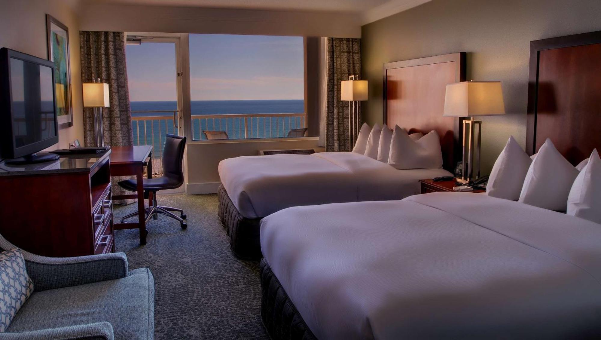 Hilton Pensacola Beach Exterior photo