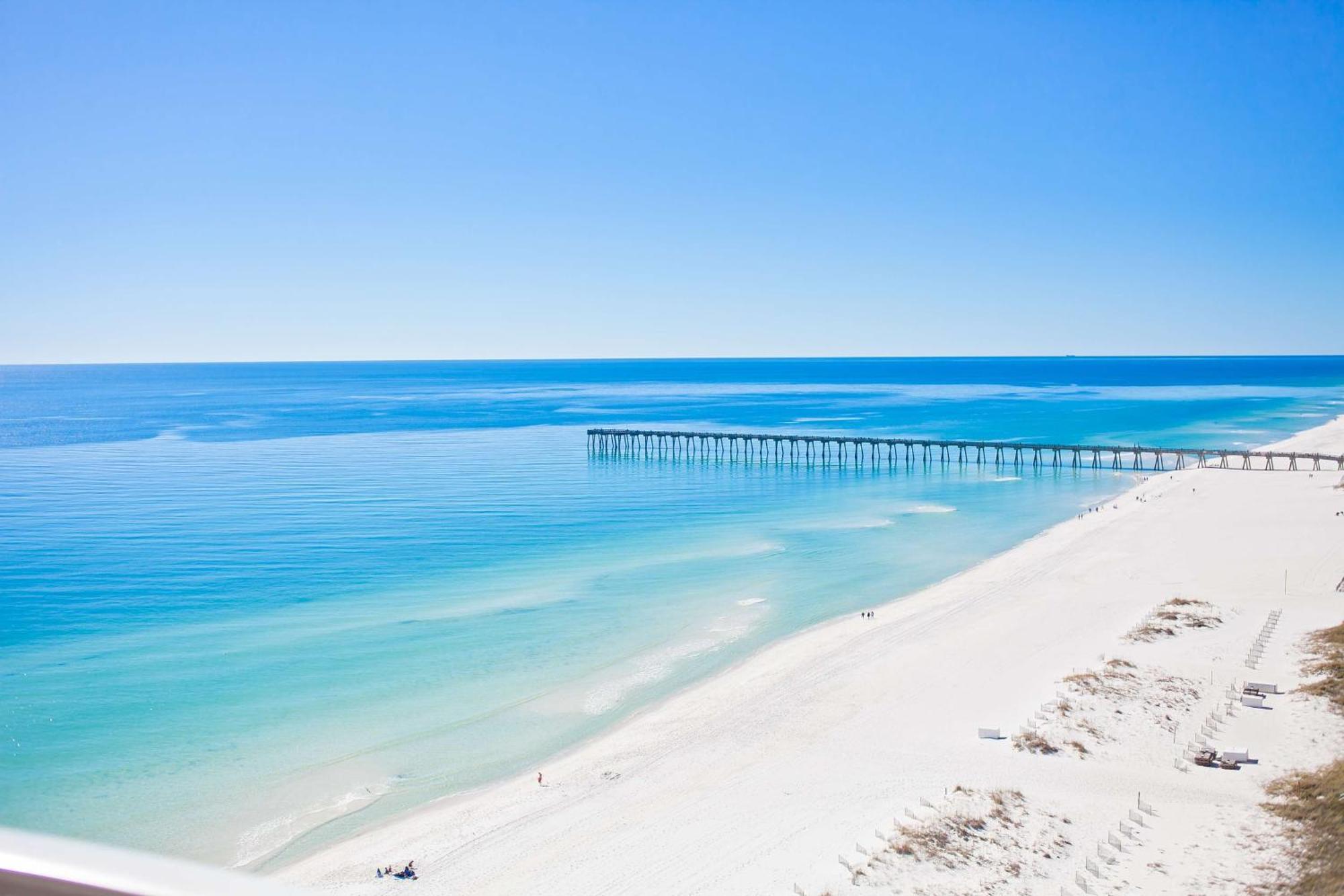 Hilton Pensacola Beach Exterior photo